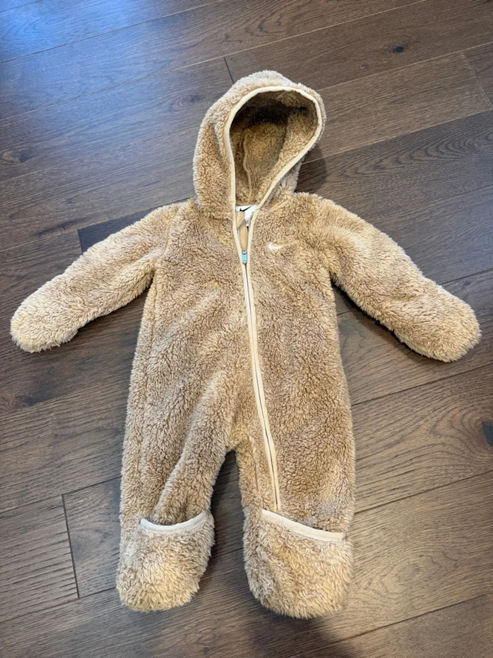 Nike Baby Boys and Girls Hooded Sherpa Coverall Size 6 Months - C39-068